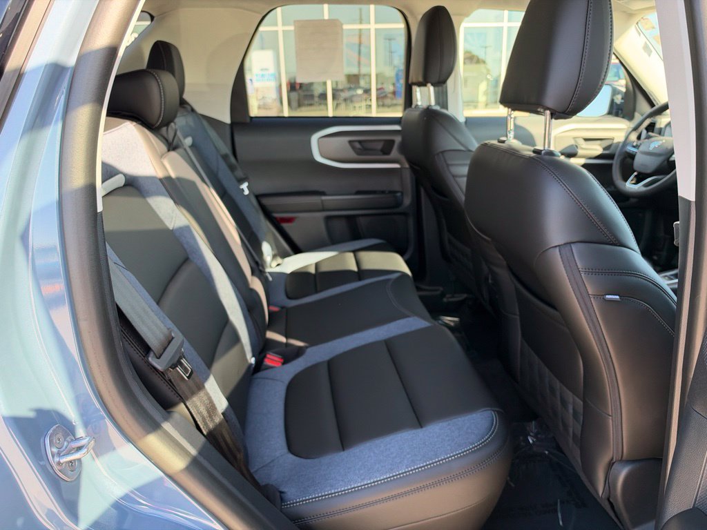 New 2026 Ford Bronco Sport Outer Banks w/ Outer Banks Tech Package+ AWD/4WD image 8