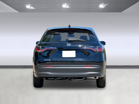 New 2026 Honda HR-V LX image 9