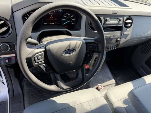 New 2027 Ford F750 2WD Regular Cab Super Duty image 9