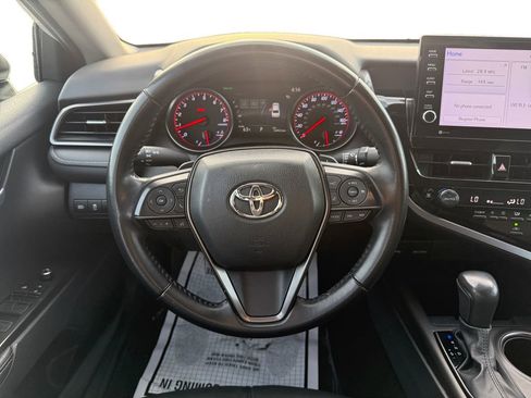 Used 2023 Toyota Camry XSE image 13