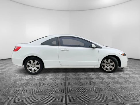 Used 2010 Honda Civic LX image 5