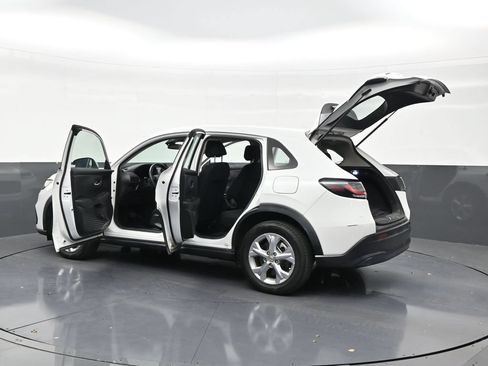 Used 2023 Honda HR-V LX image 24