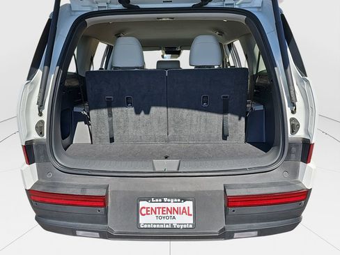 Used 2025 Hyundai Santa Fe SEL image 21