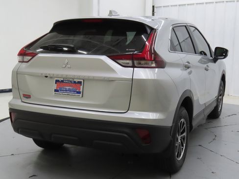 New 2026 Mitsubishi Eclipse Cross ES image 3