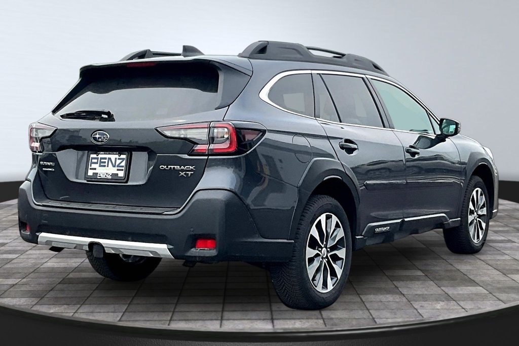 Used 2024 Subaru Outback Limited XT AWD/4WD image 6