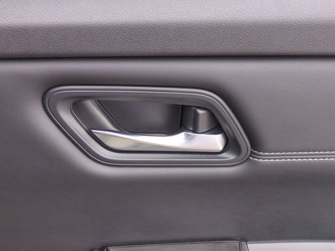 Certified 2025 Nissan Rogue SL w/ SL Premium Package FWD image 37