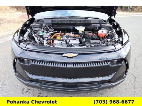 New 2026 Chevrolet Equinox EV LT image 29