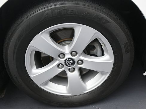 Used 2019 Toyota Sienna LE image 13