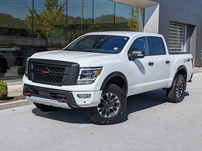 Used 2021 Nissan Titan PRO-4X w/ Pro-4x Convenience Package