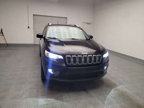 Used 2020 Jeep Cherokee Latitude Plus w/ Comfort/Convenience Group FWD image 14