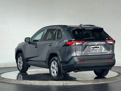 Used 2022 Toyota RAV4 XLE w/ Convenience Package AWD/4WD image 7