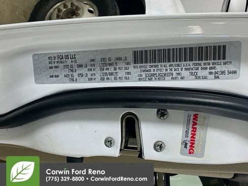Used 2016 RAM 3500 Laramie w/ Cold Weather Group AWD/4WD image 31