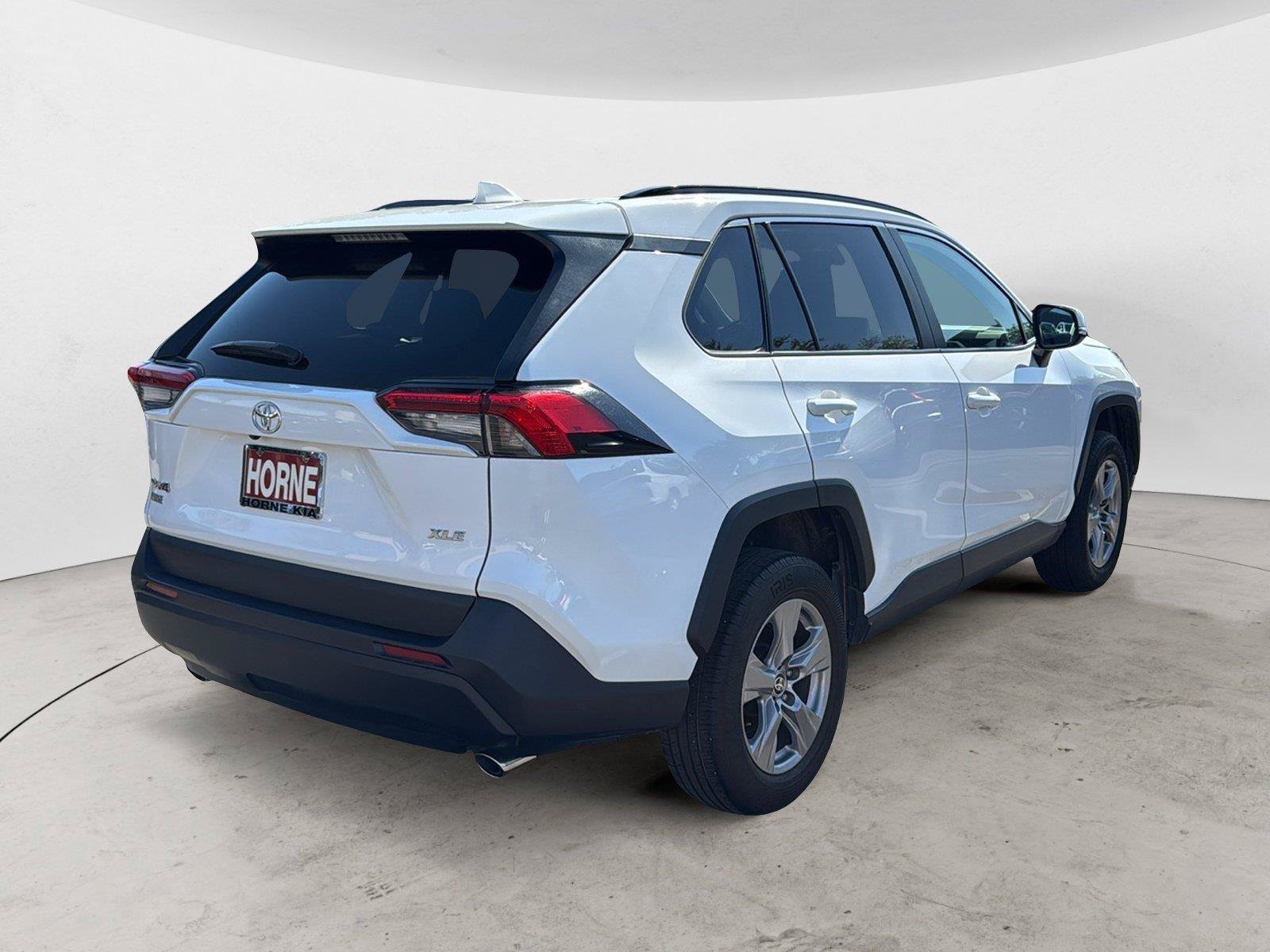 Used 2025 Toyota RAV4 XLE FWD image 5