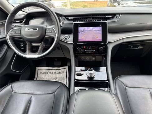 Used 2022 Jeep Grand Cherokee L Limited image 14