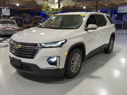 Used 2023 Chevrolet Traverse LT