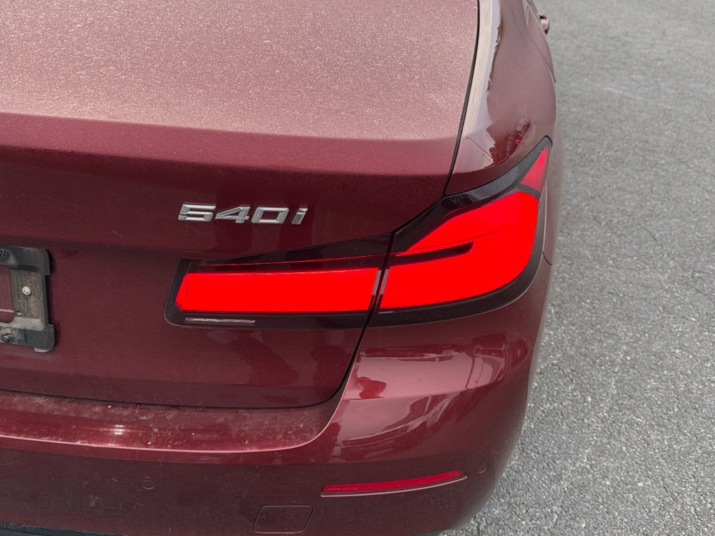 Used 2023 BMW 540i xDrive AWD/4WD image 28