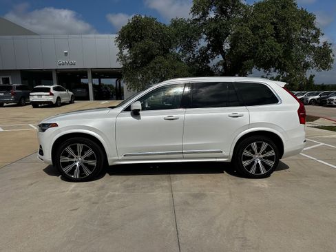 Used 2023 Volvo XC90 B6 Ultimate image 3
