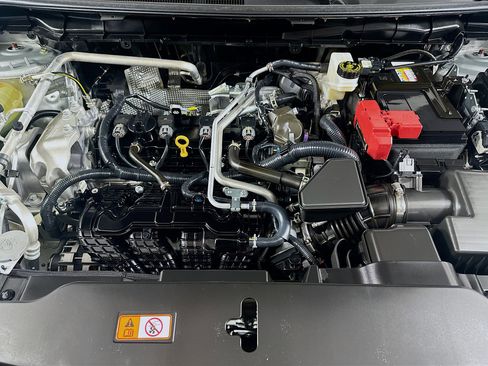 Used 2025 Mitsubishi Outlander SE image 36