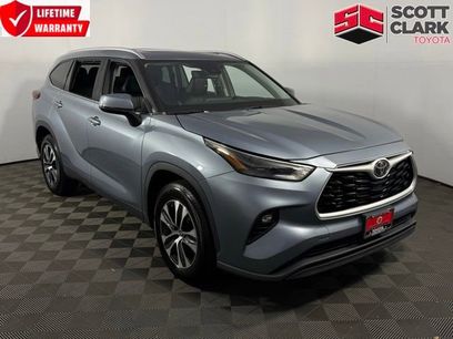 Used 2022 Toyota Highlander XLE