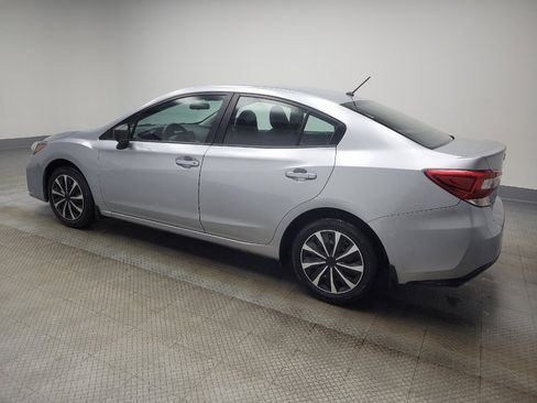 Used 2018 Subaru Impreza 2.0i image 3