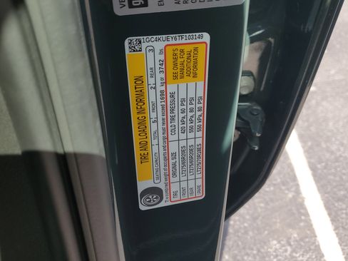 Used 2026 Chevrolet Silverado 3500 LTZ w/ LTZ Premium Package image 31