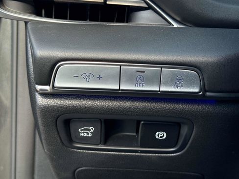 Used 2024 Genesis GV80 2.5T image 32