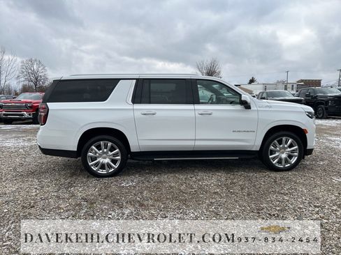 Certified 2023 Chevrolet Suburban High Country image 6