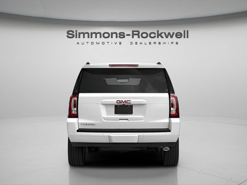 Used 2020 GMC Yukon SLE w/ SLE Value Package image 8