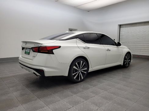 Used 2020 Nissan Altima 2.0 Platinum image 10