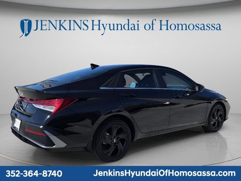 New 2026 Hyundai Elantra SEL Sport image 9