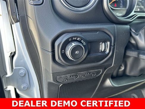 Certified 2024 Jeep Wrangler Sahara w/ Technology Group image 17