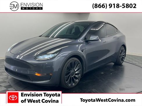 Used 2023 Tesla Model Y Performance image 1