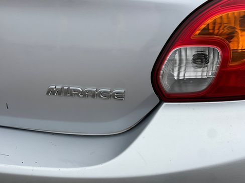 Used 2015 Mitsubishi Mirage DE image 21