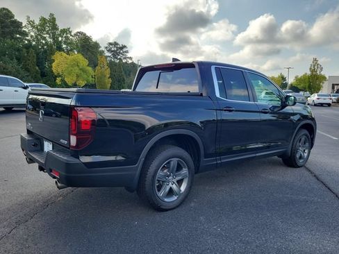 Certified 2023 Honda Ridgeline RTL image 4