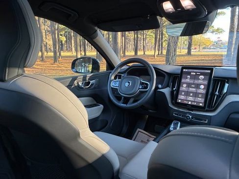 Used 2026 Volvo XC60 B5 Plus w/ Protection Package Premier image 25