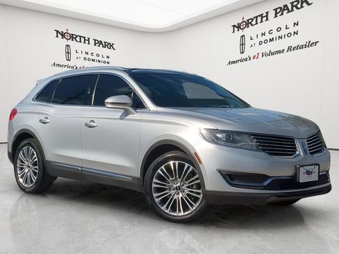 Used 2018 Lincoln MKX Reserve w/ Cargo Accessories Package FWD image 1