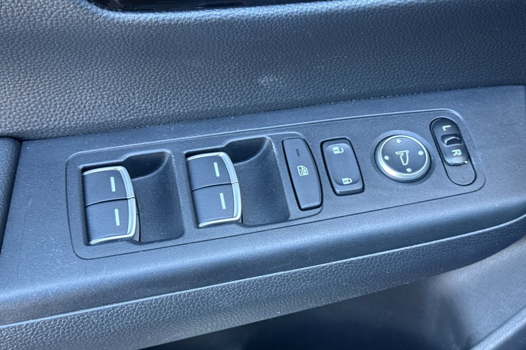 Used 2023 Honda CR-V Sport Touring image 14