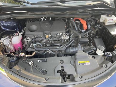 Used 2023 Toyota Sienna XLE AWD/4WD image 28