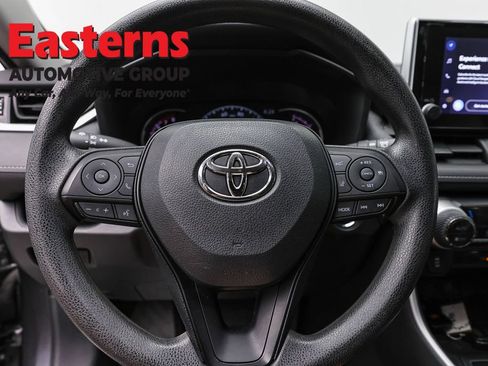 Used 2023 Toyota RAV4 XLE FWD image 10
