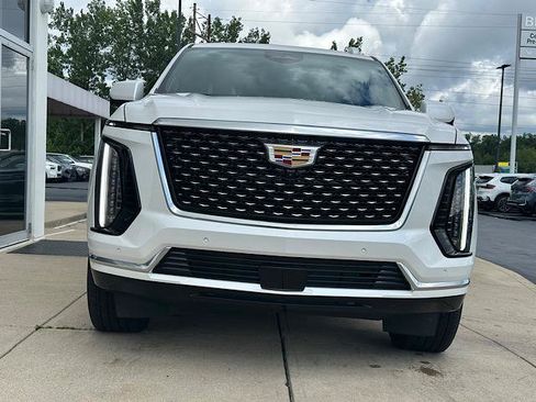 Used 2025 Cadillac Escalade Premium Luxury w/ Touring Package AWD/4WD image 2