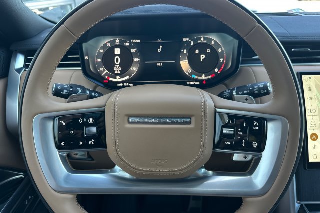 Used 2026 Land Rover Range Rover Long Wheelbase SE AWD/4WD image 22