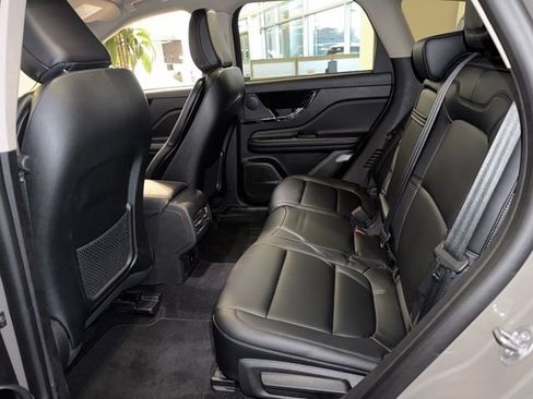 New 2026 Lincoln Corsair Premiere AWD/4WD image 7