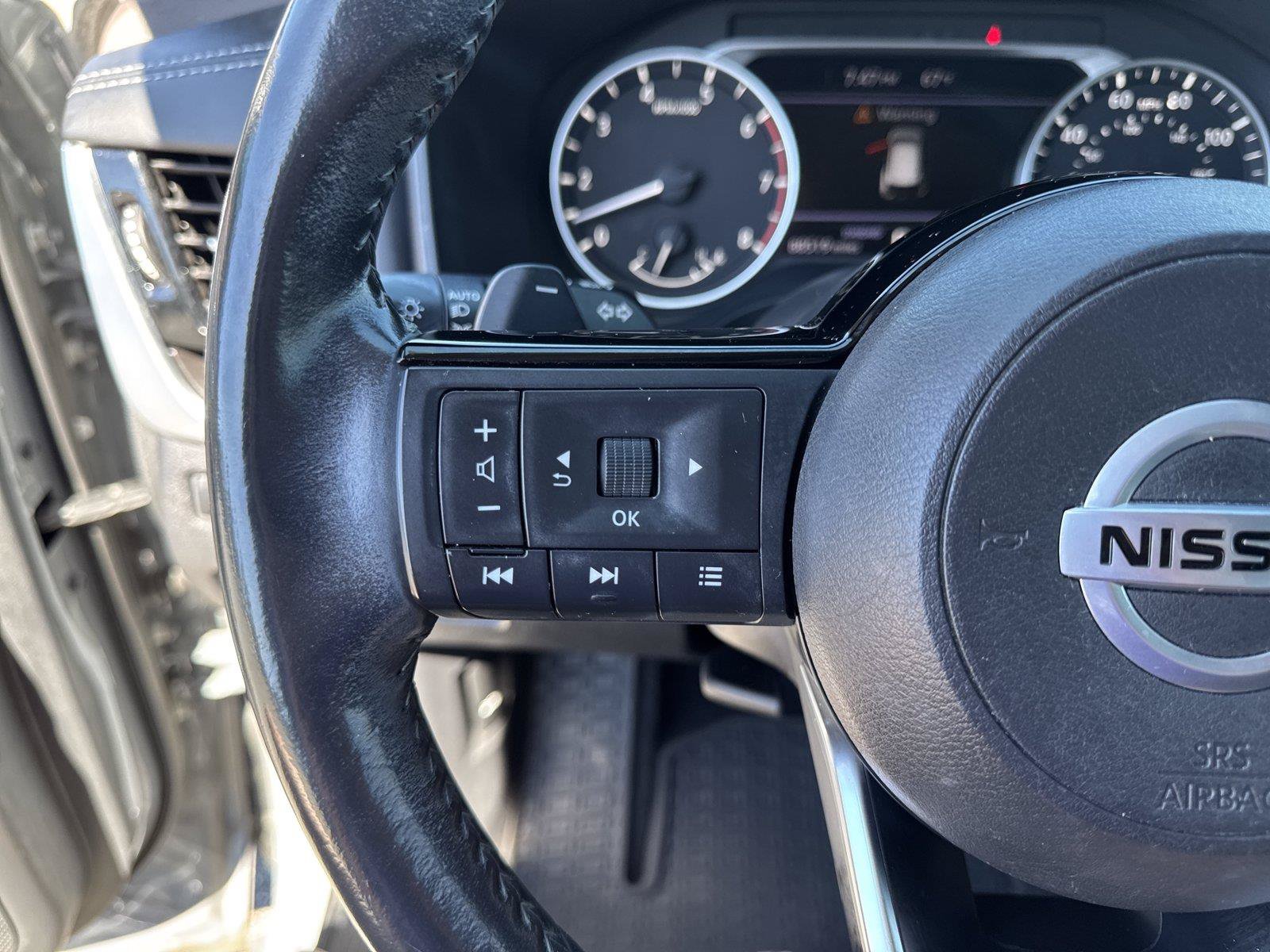 Used 2021 Nissan Rogue SL FWD image 22
