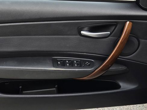 Used 2008 BMW 128i Convertible image 13