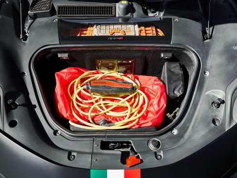 Used 2023 Ferrari SF90 Stradale image 23