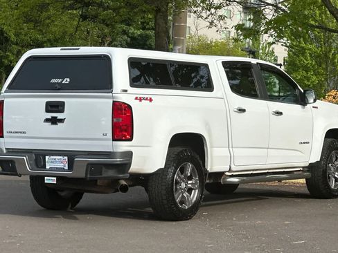 Used 2016 Chevrolet Colorado LT w/ Luxury Package, Chrome AWD/4WD image 2