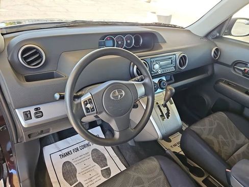 Used 2011 Scion xB image 21