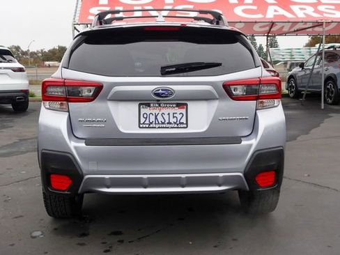 Used 2022 Subaru Crosstrek 2.0i Premium w/ Moonroof Package image 8