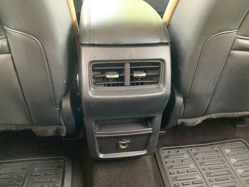 Used 2020 Ford Edge SEL FWD image 19