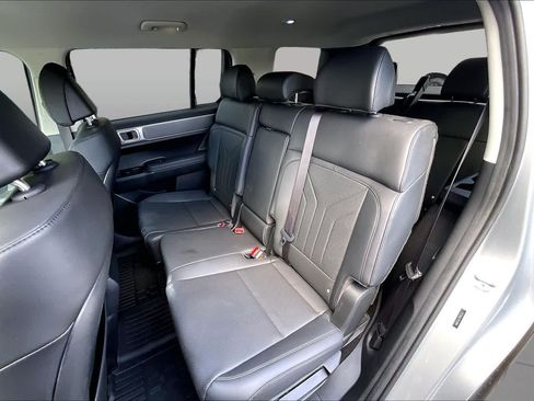 Used 2024 Hyundai Santa Fe SEL FWD image 25